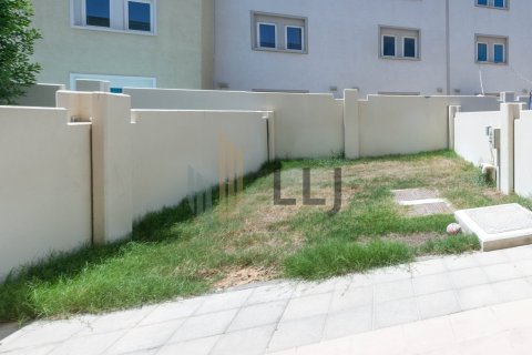3 bedrooms Villa in Al Reef, UAE No. 46916 3