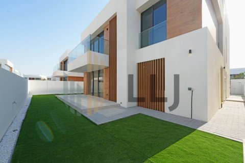 Villa de 4 dormitorios en  Saadiyat Island, UAE No. 101982 2