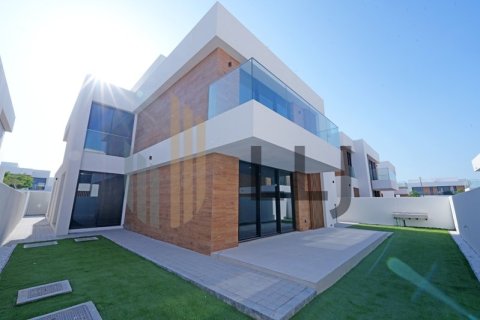 Villa de 4 dormitorios en  Saadiyat Island, UAE No. 101982 3