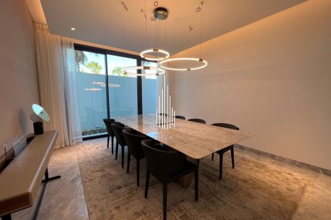 5 bedrooms Villa on the Saadiyat Island, UAE No. 73342 11