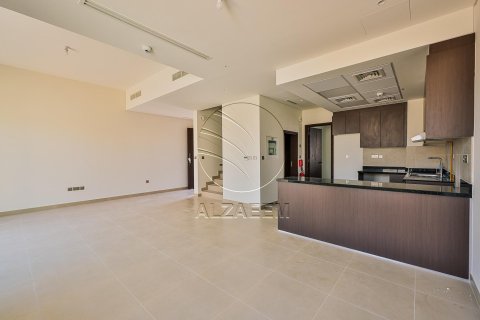 2 bedrooms Townhouse in Khalifa City, UAE No. 91370 25