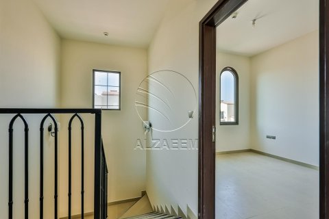 2 bedrooms Townhouse in Khalifa City, UAE No. 91370 18