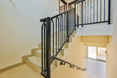 2 bedrooms Townhouse in Khalifa City, UAE No. 91370 19