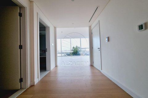 Apartment de 3 dormitorios en  Saadiyat Cultural District, UAE No. 91355 8