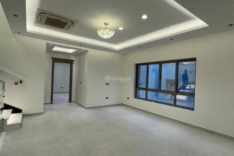 6 bedrooms Villa in Khobar, Saudi Arabia No. 60364 12