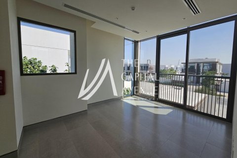 Villa de 4 dormitorios en Abu Dhabi, UAE No. 86556 9