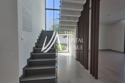 Villa de 4 dormitorios en Abu Dhabi, UAE No. 86556 14