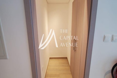 Apartment de 2 dormitorios en  Yas Island, UAE No. 86535 6