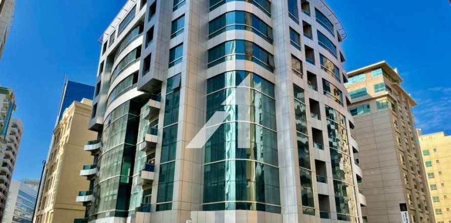 Офис 127м² в Дубай, ОАЭ №106973