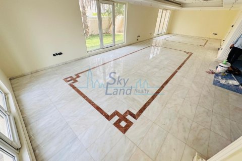 Villa de 5 dormitorios  No. 106972 26
