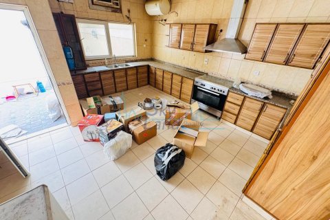 Villa de 5 dormitorios  No. 106972 15