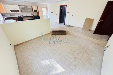 Villa de 5 dormitorios  No. 106972 28