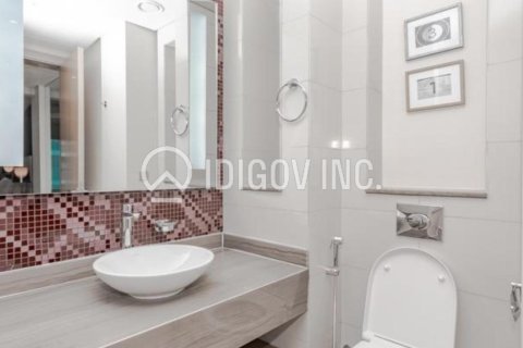 Apartment de 1 dormitorio en DAMAC Towers by Paramount, UAE No. 101386 16