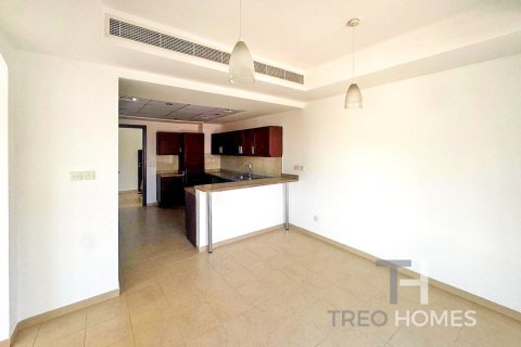 Townhouse de 3 dormitorios en Arabian Ranches, UAE No. 74061 8