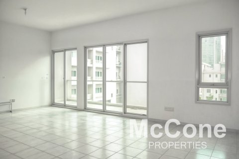 Apartment de 2 dormitorios en Al Ghozlan, UAE No. 74895 3
