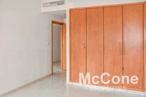 Apartment de 2 dormitorios en Al Ghozlan, UAE No. 74895 9