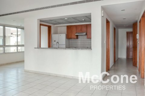 Apartment de 2 dormitorios en Al Ghozlan, UAE No. 74895 4