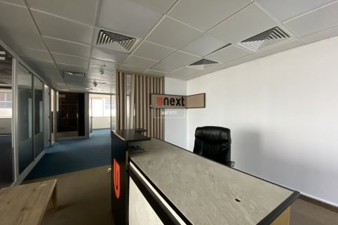 Office de 179.6m² en Sheikh Zayed Road, UAE No. 102148 6
