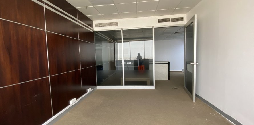 Office de 179.6m² en Sheikh Zayed Road, UAE No. 102148