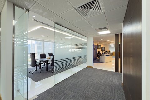 Офис 456м² в Джумейра Лейк Тауэрс, ОАЭ №102147 7