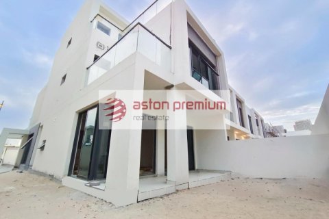 Townhouse de 5 chambres à Dubai, UAE No. 104322 5