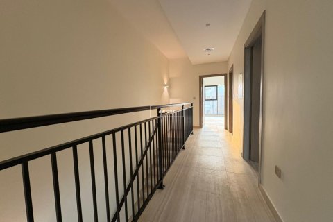 Villa de 3 dormitorios en Dubai, UAE No. 104324 9