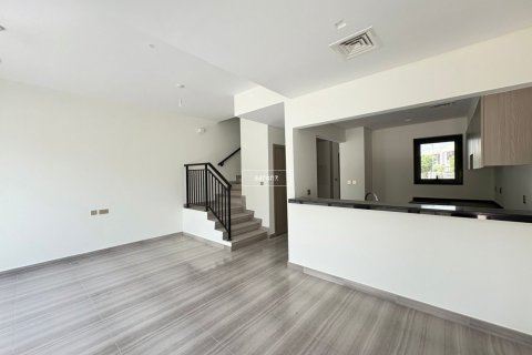 Villa de 3 dormitorios en Dubai, UAE No. 104324 10