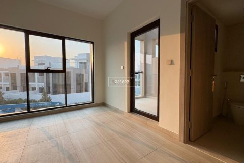 Villa de 3 dormitorios en Dubai, UAE No. 104324 13