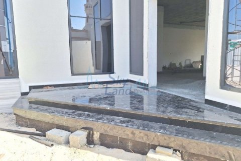 3 bedrooms Commercial Villa in Jumeirah, UAE No. 27955 13