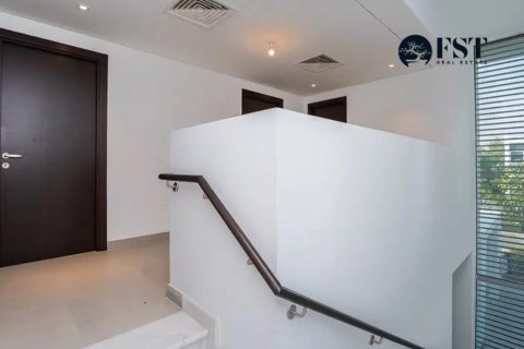 3 bedrooms Townhouse in Arabella Townhouses, UAE No. 27956 13