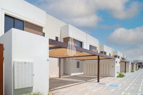Townhouse de 3 dormitorios en  Yas Island, UAE No. 20080 8