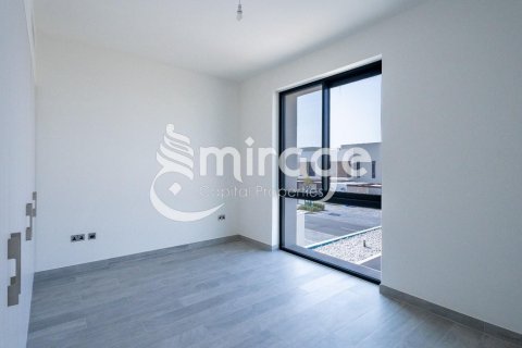 Townhouse de 3 dormitorios en  Yas Island, UAE No. 71091 8