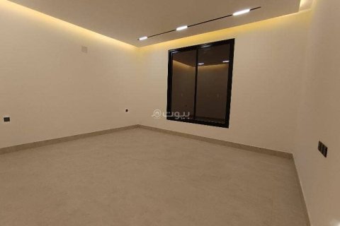 Квартира с 3 спальнями в Эр-Рияд, Саудовская Аравия №99489 3