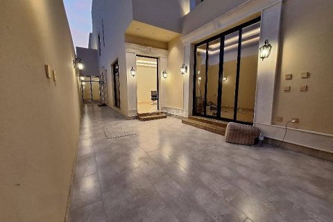 Apartment de 3 dormitorios en Riyadh, Saudi Arabia No. 99491 4