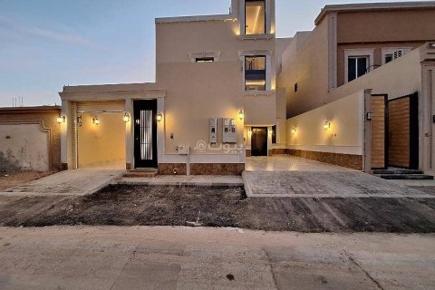 Apartment de 3 dormitorios en Riyadh, Saudi Arabia No. 99491 1