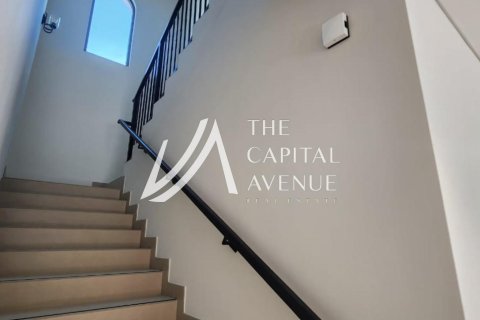 2 bedrooms Townhouse in Khalifa City, UAE No. 86603 5