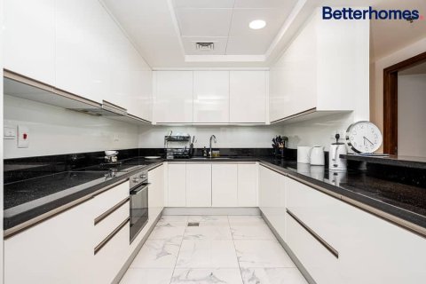 2 bedrooms Apartment in Business Bay, UAE No. 18975 4