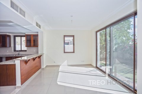 3 bedrooms Villa in Samara, UAE No. 74049 5