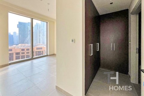 3 bedrooms Apartment in Burj Khalifa, UAE No. 74046 10