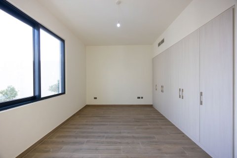 Commercial property de 4 dormitorios en  Yas Island, UAE No. 78587 13