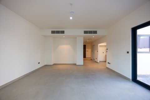 Commercial property de 4 dormitorios en  Yas Island, UAE No. 78587 4