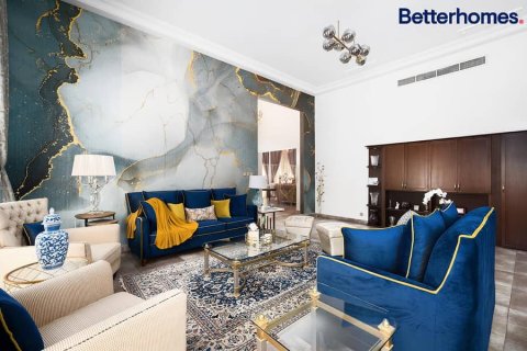 6 bedrooms Villa in Al Barsha, UAE No. 12991 2