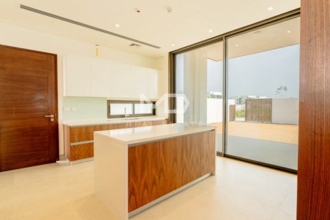 5 bedrooms Villa in Abu Dhabi, UAE No. 43826 60