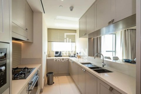 Квартира с 2 спальнями в The Address Residence Fountain Views, ОАЭ №30848 6