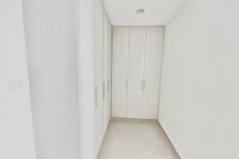 Villa de 7 dormitorios en Abu Dhabi, UAE No. 32693 8