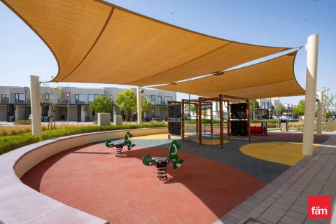 Villa de 4 dormitorios en Dubai, UAE No. 104543 18