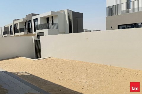 4 غرف نوم فيلا في دبي, الإمارات العربية المتحدة رقم 104524 15