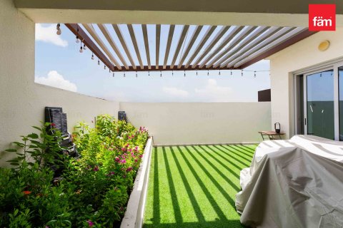 Appartement de 2 chambres à Al Furjan, UAE No. 99986 22