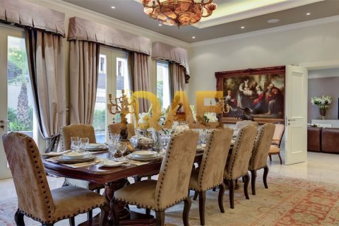 7 bedrooms Villa in Emirates Hills, UAE No. 3680 13