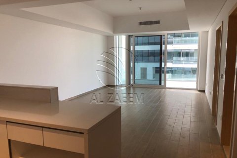 1 bedroom Apartment on the Yas Island, UAE No. 91314 10
